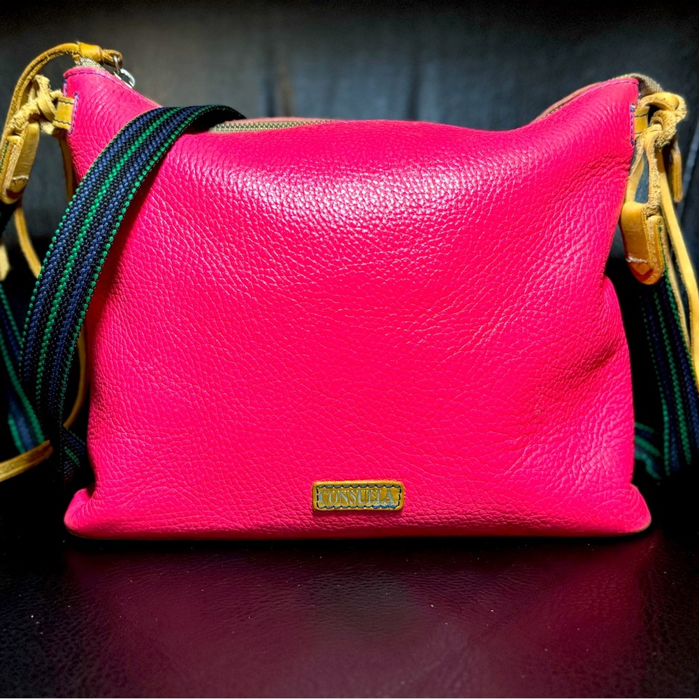 RARE unique hard to find Consuela Maren Downtown Crossbody
